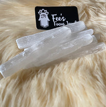 Load image into Gallery viewer, Selenite crystal Wand
